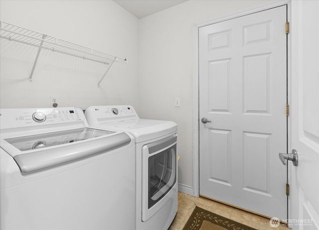 3930 Pacific Place, Mukilteo, WA 98275
