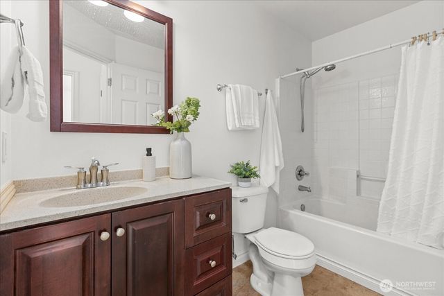 3930 Pacific Place, Mukilteo, WA 98275