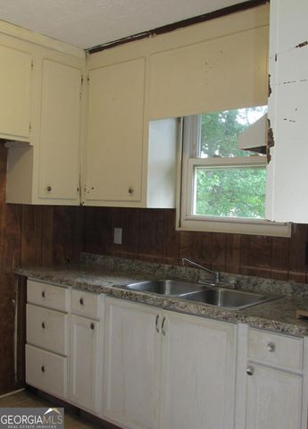 146 E Wright Street, Winder, GA 30680