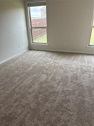 605 Cozy Green, Lavon, TX 75166