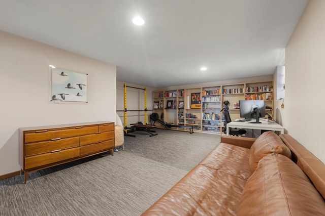 4216 Poplar Drive, Golden Valley, MN 55422