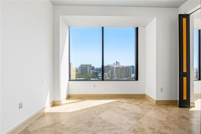 2828 Peachtree Road NW 2402, Atlanta, GA 30305