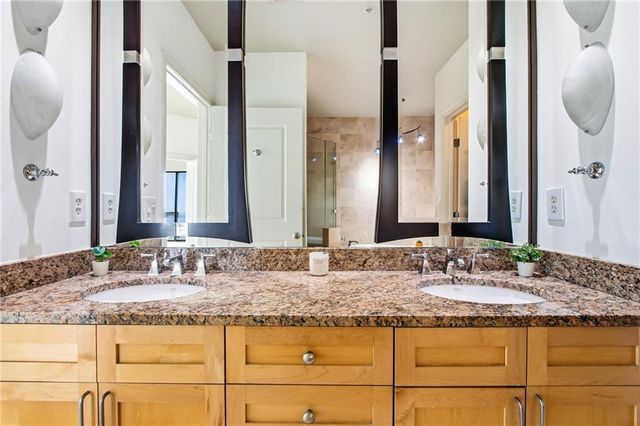 2828 Peachtree Road NW 2402, Atlanta, GA 30305
