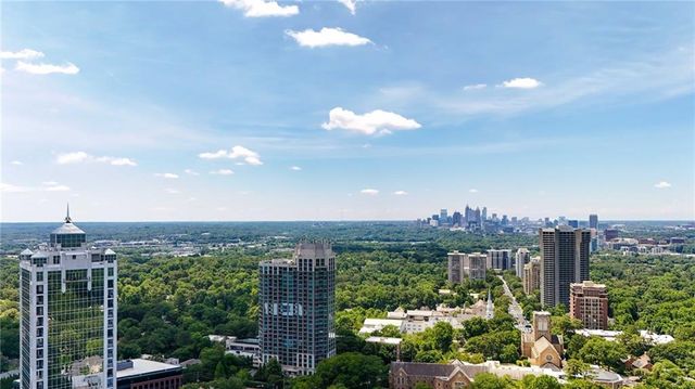 2828 Peachtree Road NW 2402, Atlanta, GA 30305