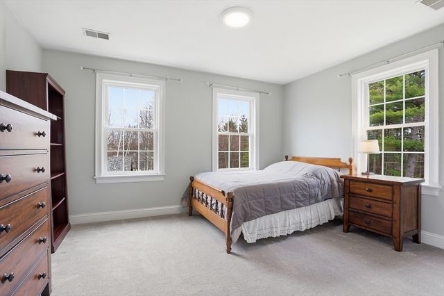 50 Golden Run Rd, Bolton, MA 01740