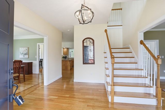 50 Golden Run Rd, Bolton, MA 01740