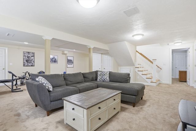 50 Golden Run Rd, Bolton, MA 01740