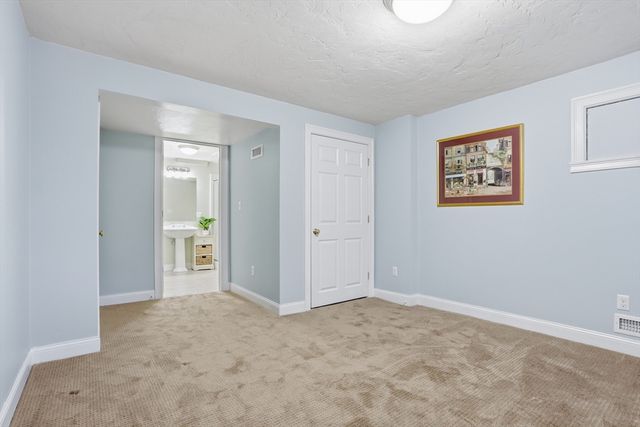 50 Golden Run Rd, Bolton, MA 01740
