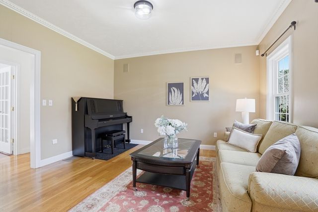 50 Golden Run Rd, Bolton, MA 01740