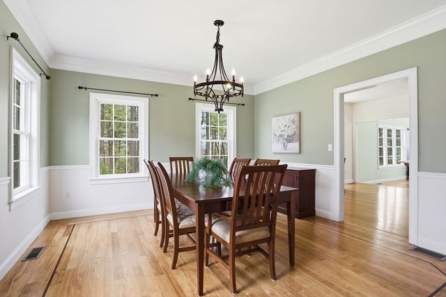 50 Golden Run Rd, Bolton, MA 01740