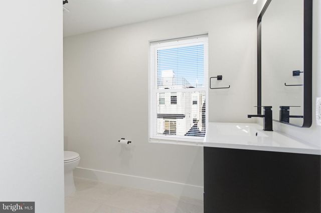 1715 ANNIN ST, Philadelphia, PA 19146