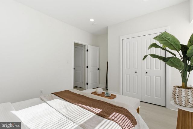 1715 ANNIN ST, Philadelphia, PA 19146