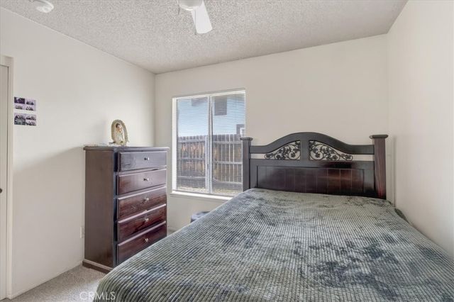 697 S Smoketree, Bloomington, CA 92316