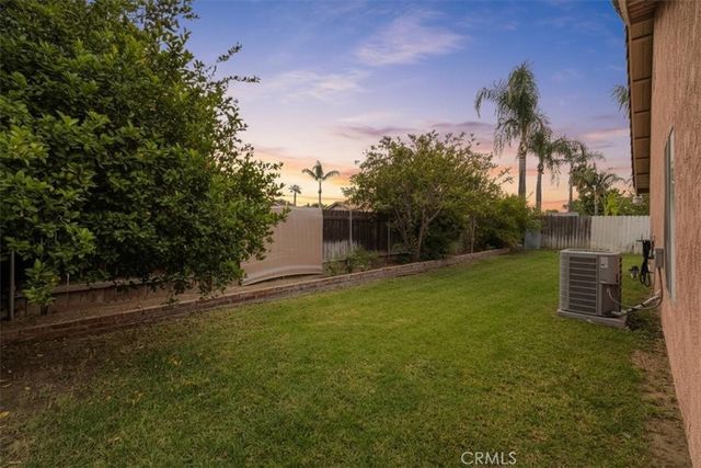 697 S Smoketree, Bloomington, CA 92316