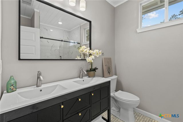 29050 Noll Road, Boerne, TX 78015