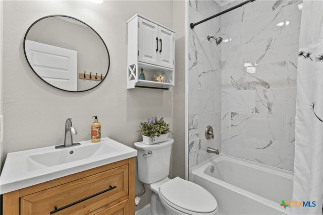 29050 Noll Road, Boerne, TX 78015