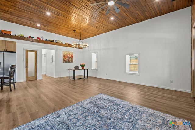 29050 Noll Road, Boerne, TX 78015