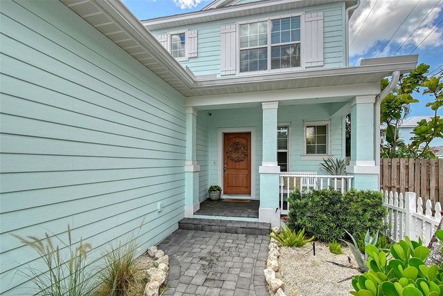 1738 SIESTA DRIVE, Sarasota, FL 34239