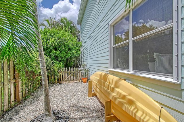 1738 SIESTA DRIVE, Sarasota, FL 34239
