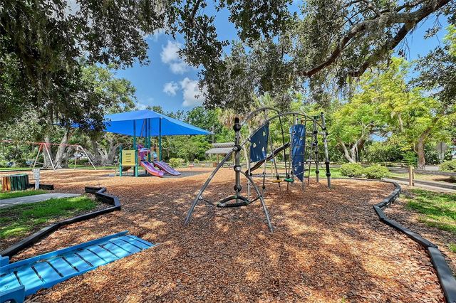 1738 SIESTA DRIVE, Sarasota, FL 34239