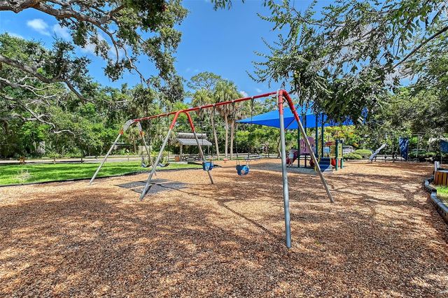 1738 SIESTA DRIVE, Sarasota, FL 34239