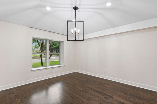 9405 Rocky Branch Drive, Dallas, TX 75243