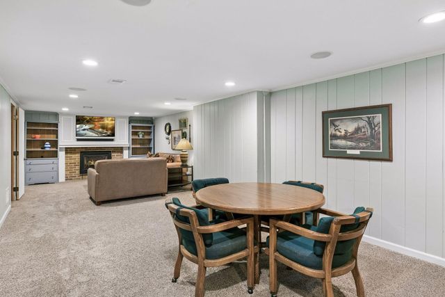 5917 Grimes Avenue S, Edina, MN 55424