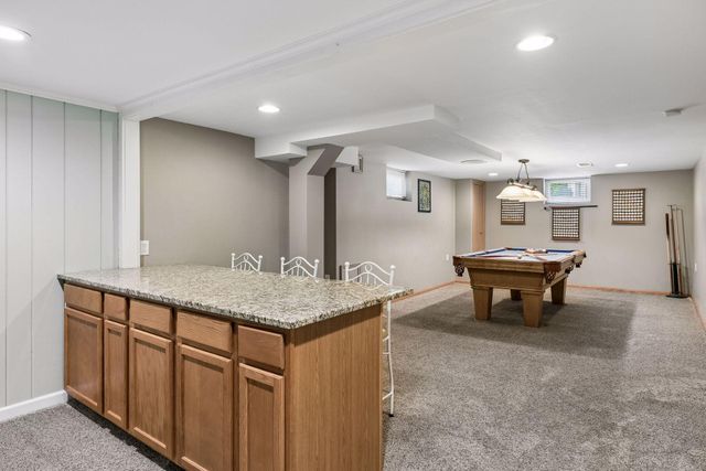 5917 Grimes Avenue S, Edina, MN 55424