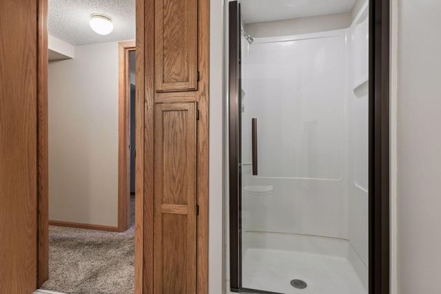 5917 Grimes Avenue S, Edina, MN 55424