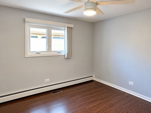 17034 Henry Street, Lansing, IL 60438
