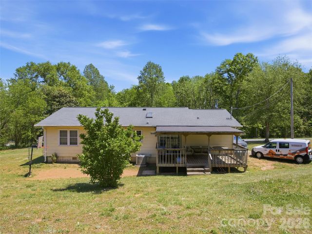 450 Washington Street, Forest City, NC 28043