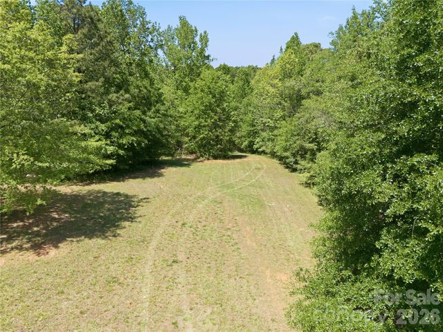 450 Washington Street, Forest City, NC 28043