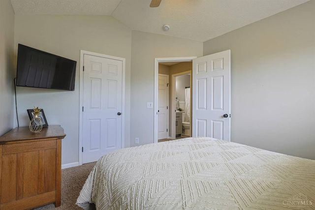 8040 South Port Drive, West Chester, OH 45069