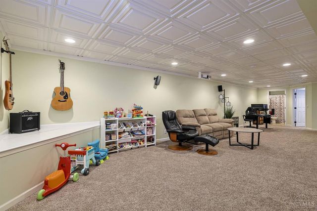 8040 South Port Drive, West Chester, OH 45069