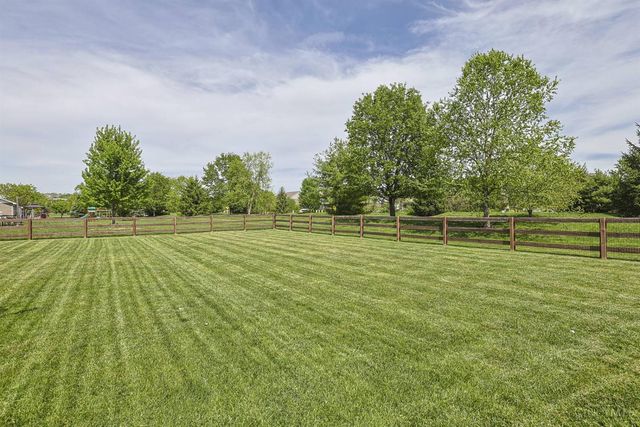 8040 South Port Drive, West Chester, OH 45069