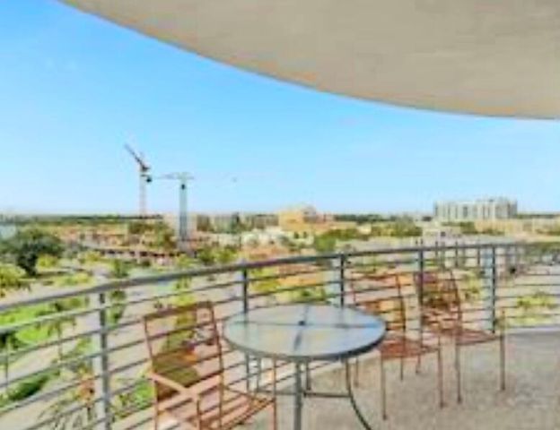 1830 Radius Drive 526, Hollywood, FL 33020