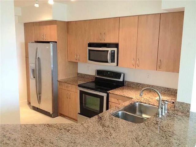 1830 Radius Drive 526, Hollywood, FL 33020