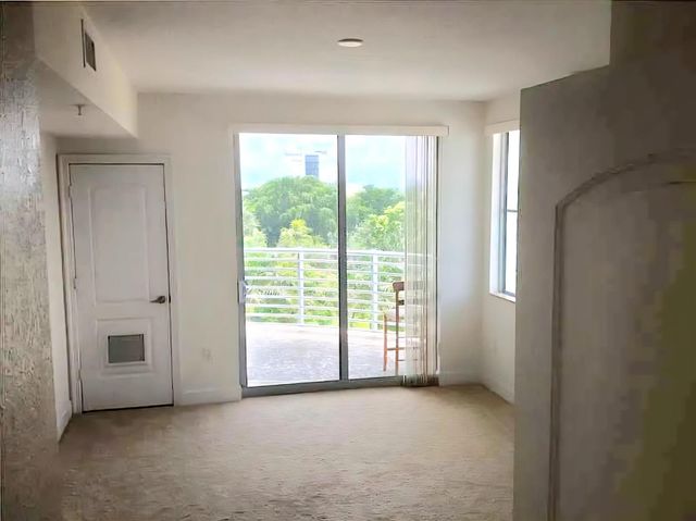 1830 Radius Drive 526, Hollywood, FL 33020