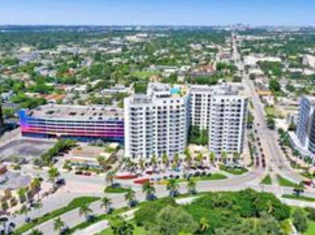 1830 Radius Drive 526, Hollywood, FL 33020