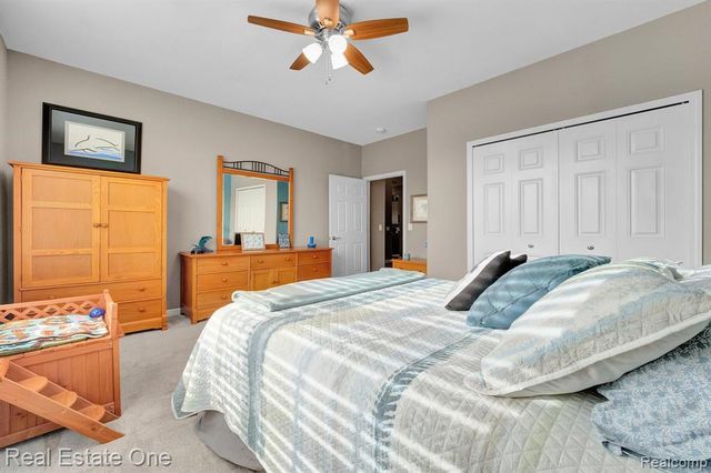 14261 Greenbrier Drive, Sterling Heights, MI 48313