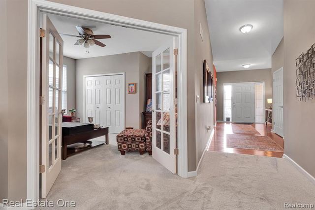 14261 Greenbrier Drive, Sterling Heights, MI 48313