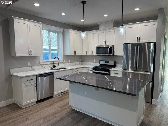 1105 HARDCASTLE Ave, Woodburn, OR 97071