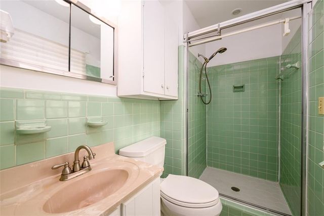 1959 Queens Way, Atlanta, GA 30341