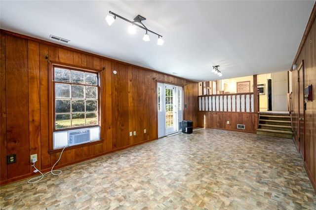 1959 Queens Way, Atlanta, GA 30341