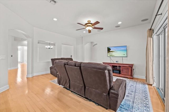 15604 DURANGO CIRCLE, Brooksville, FL 34604