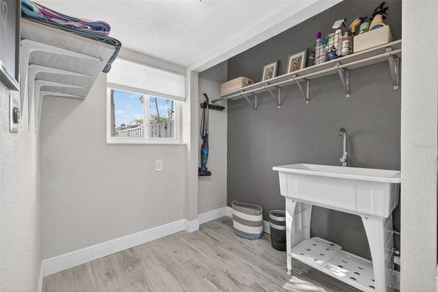 6747 CAPE HATTERAS WAY NE 3, St Petersburg, FL 33702