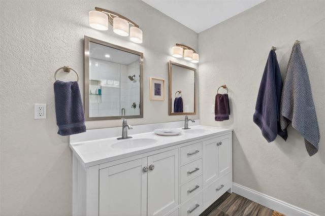 6747 CAPE HATTERAS WAY NE 3, St Petersburg, FL 33702