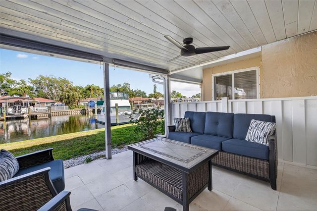 6747 CAPE HATTERAS WAY NE 3, St Petersburg, FL 33702