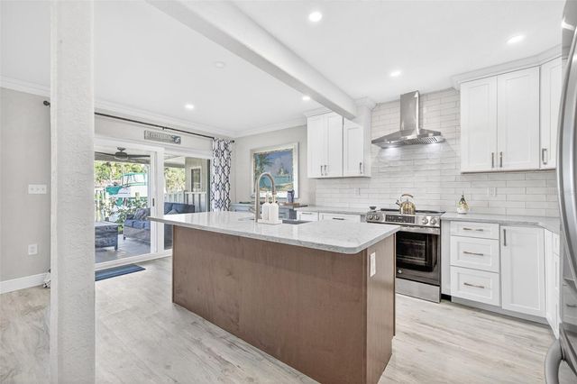 6747 CAPE HATTERAS WAY NE 3, St Petersburg, FL 33702