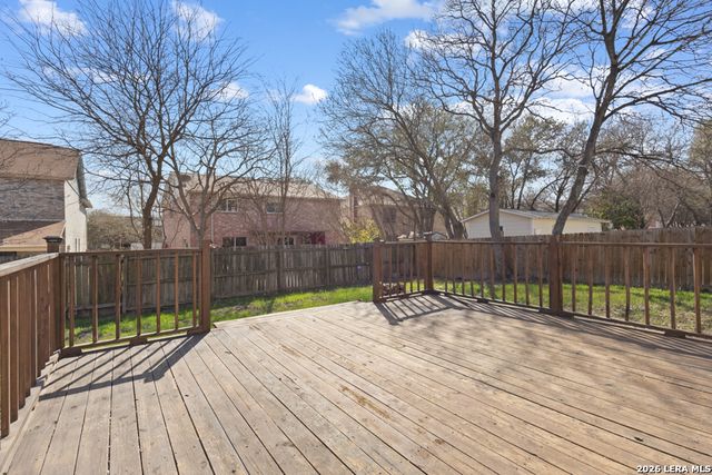 9135 Rue De Lis, San Antonio, TX 78250